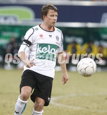 Fussball. Tipp3-Bundesliga. SK Austria Kelag Kaernten  gegen Austria Wien. Thomas Riedl (Austria Kaernten). Klagenfurt, 14.3..2009. 
Foto: Kuess

---
pressefotos, pressefotografie, kuess, qs, qspictures, sport, bild, bilder, bilddatenbank