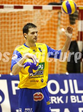 Volleyball BUndesliga. SK Aich/Dob gegen Aon Hotvolleys Wien. David Slatinsek (Aich/Dob). Prevalje, am 17.3.2009.
Foto: Kuess
---
pressefotos, pressefotografie, kuess, qs, qspictures, sport, bild, bilder, bilddatenbank