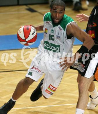 Basketball Bundesliga. Woerthersee Piraten gegen BK Klosterneuburg. Timothy Burnette  (Piraten).  Klagenfurt, 18.3.2009
Foto: Kuess

---
pressefotos, pressefotografie, kuess, qs, qspictures, sport, bild, bilder, bilddatenbank