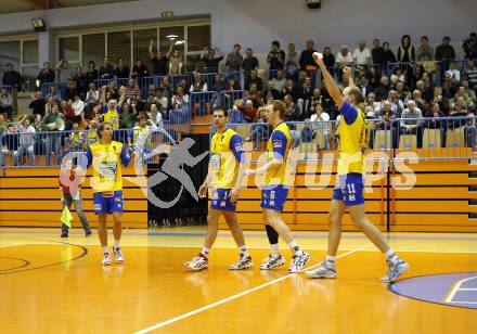 Volleyball Bundesliga. SK Aich/Dob gegen Aon Hotvolleys. Jubel (Aich/Dob). Prevalje, am 17.3.2009.
Foto: Kuess
---
pressefotos, pressefotografie, kuess, qs, qspictures, sport, bild, bilder, bilddatenbank