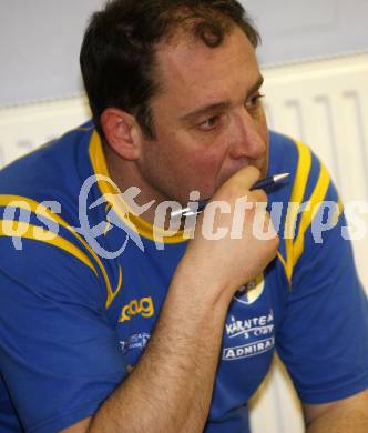 Volleyball Bundesliga. SK Aich/Dob gegen Aon Hotvolleys. Martin MICHEU (Aich/Dob). Prevalje, am 17.3.2009.
Foto: Kuess
---
pressefotos, pressefotografie, kuess, qs, qspictures, sport, bild, bilder, bilddatenbank