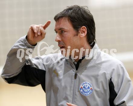 Volleyball Bundesliga. ATSC Wildcats gegen VC Dornbirn. Trainer, Helmut Voggenberger (Wildcats). Klagenfurt, 19.3.2009
Foto: Kuess

---
pressefotos, pressefotografie, kuess, qs, qspictures, sport, bild, bilder, bilddatenbank