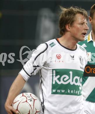 Fussball. Tipp3-Bundesliga. SK Austria Kelag Kaernten gegen SK Rapid. Thomas Riedl (Kaernten). Klagenfurt, 21.3..2009. 
Foto: Kuess

---
pressefotos, pressefotografie, kuess, qs, qspictures, sport, bild, bilder, bilddatenbank