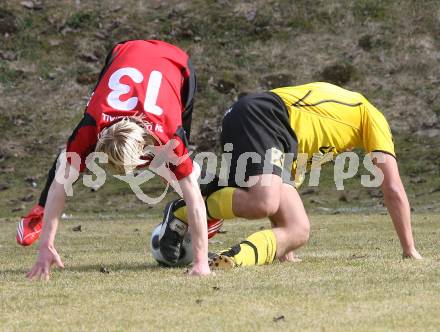 Fussball. Unterliga West. Magdalener SC gegen SV Union Stall. Maric Mario (Magdalen), Steiner Markus (Stall). Magdalen, 22.3.2009. 
Foto: Kuess

---
pressefotos, pressefotografie, kuess, qs, qspictures, sport, bild, bilder, bilddatenbank