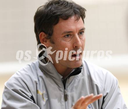 Volleyball Bundesliga. ATSC Wildcats gegen VC Dornbirn. Trainer Helmut Voggenberger  (Wildcats). Klagenfurt, 19.3.2009
Foto: Kuess

---
pressefotos, pressefotografie, kuess, qs, qspictures, sport, bild, bilder, bilddatenbank