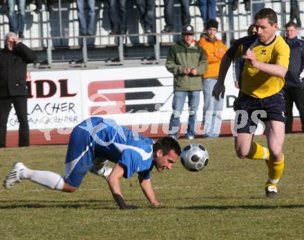 Fussball. Kaerntner Liga. VSV gegen St. Michael/L.. Jozef Andrej  (VSV), Schrammel Christian (St. Michael). Villach, 21.3..2009. 
Foto: Kuess
---
pressefotos, pressefotografie, kuess, qs, qspictures, sport, bild, bilder, bilddatenbank