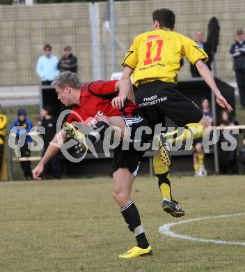 Fussball. Unterliga West. Magdalener SC gegen SV Union Stall. Stattmann Christoph (Magdalen), Salentinig Thomas (Stall). Magdalen, 22.3.2009. 
Foto: Kuess

---
pressefotos, pressefotografie, kuess, qs, qspictures, sport, bild, bilder, bilddatenbank