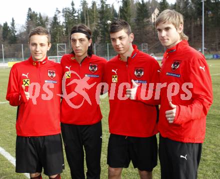 FUSSBALL - FIFA Weltmeisterschaft 2010, Qualifikation, OEFB, AUT vs ROM, Oesterreich vs Rumaenien, Vorberichte, Training AUT. Daniel Beichler, Yasin Pehlivan, Aleksandar Dragovic, Manuel Weber (AUT).
Foto: Kuess

---
pressefotos, pressefotografie, kuess, qs, qspictures, sport, bild, bilder, bilddatenbank