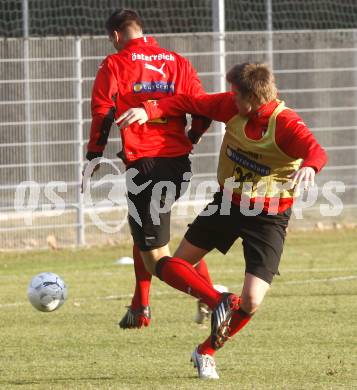 Fussball Nationalteam. Trainingslager in Velden am Woerthersee. Stefan Maierhofer, Sebastian Proedl. Velden, am 23.3.2009.
Foto: Kuess

---
pressefotos, pressefotografie, kuess, qs, qspictures, sport, bild, bilder, bilddatenbank