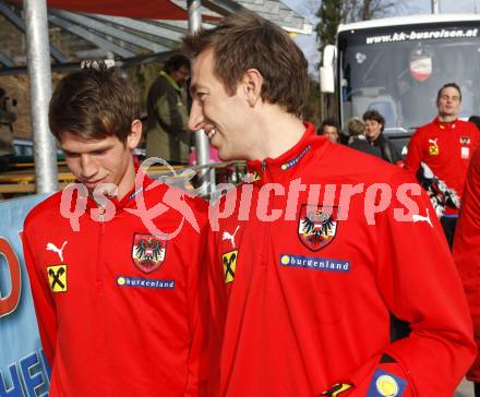 FUSSBALL - FIFA Weltmeisterschaft 2010, Qualifikation, OEFB, AUT vs ROM, Oesterreich vs Rumaenien, Vorberichte, Training AUT. Franz Schiemer, Manuel Ortlechner (AUT).
Foto: Kuess

---
pressefotos, pressefotografie, kuess, qs, qspictures, sport, bild, bilder, bilddatenbank