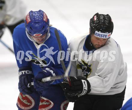 Eishockey Nationalteam. Trainingslager. Stefan Bacher (VSV), Gerhard Unterluggauer (Innsbruck). Villach, am 24.3.2009.
Foto: Kuess
---
pressefotos, pressefotografie, kuess, qs, qspictures, sport, bild, bilder, bilddatenbank