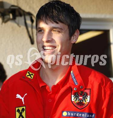 FUSSBALL - FIFA Weltmeisterschaft 2010, Qualifikation, OEFB, AUT vs ROM, Oesterreich vs Rumaenien, Vorberichte, Training AUT. Zlatko Junuzovic (AUT). Velden, am 23.3.2009.
Foto: Kuess

---
pressefotos, pressefotografie, kuess, qs, qspictures, sport, bild, bilder, bilddatenbank