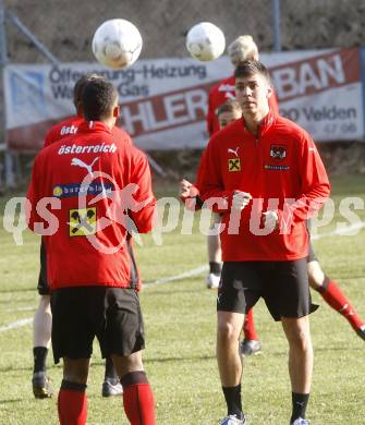 FUSSBALL - FIFA Weltmeisterschaft 2010, Qualifikation, OEFB, AUT vs ROM, Oesterreich vs Rumaenien, Vorberichte, Training AUT. Aleksandar Dragovic (AUT). Velden, am 23.3.2009.
Foto: Kuess

---
pressefotos, pressefotografie, kuess, qs, qspictures, sport, bild, bilder, bilddatenbank