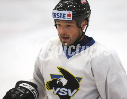 Eishockey Nationalteam. Trainingslager. Gerhard Unterluggauer (Innsbruck). Villach, am 24.3.2009.
Foto: Kuess
---
pressefotos, pressefotografie, kuess, qs, qspictures, sport, bild, bilder, bilddatenbank