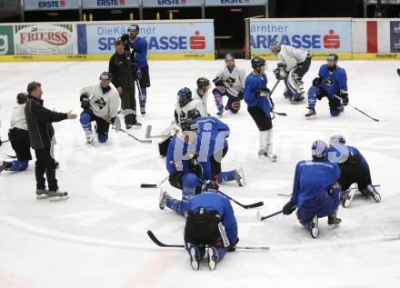 Eishockey Nationalteam. Trainingslager. Trainer Lars Bergstroem. Villach, am 24.3.2009.
Foto: Kuess
---
pressefotos, pressefotografie, kuess, qs, qspictures, sport, bild, bilder, bilddatenbank