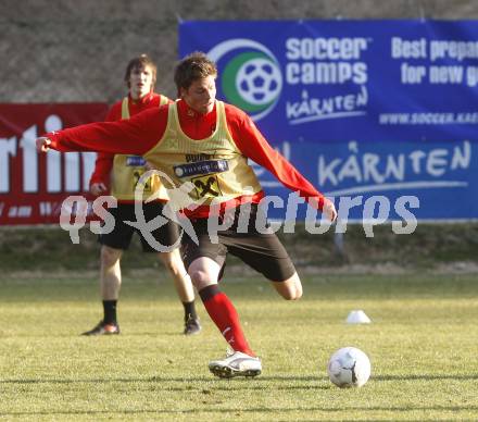 FUSSBALL - FIFA Weltmeisterschaft 2010, Qualifikation, OEFB, AUT vs ROM, Oesterreich vs Rumaenien, Vorberichte, Training AUT. Sebastian Proedl (AUT). Velden, am 23.3.2009.
Foto: Kuess

---
pressefotos, pressefotografie, kuess, qs, qspictures, sport, bild, bilder, bilddatenbank