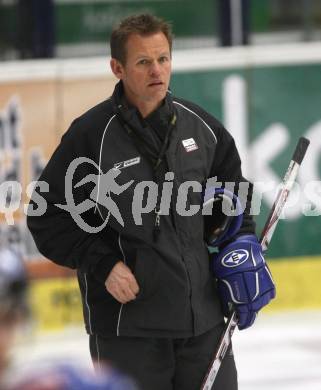 Eishockey Nationalteam. Trainingslager. Co-trainer Johan Stroemwall. Villach, am 24.3.2009.
Foto: Kuess
---
pressefotos, pressefotografie, kuess, qs, qspictures, sport, bild, bilder, bilddatenbank