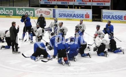 Eishockey Nationalteam. Trainingslager. Trainer Lars Bergstroem. Villach, am 24.3.2009.
Foto: Kuess
---
pressefotos, pressefotografie, kuess, qs, qspictures, sport, bild, bilder, bilddatenbank