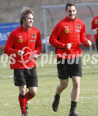 FUSSBALL - FIFA Weltmeisterschaft 2010, Qualifikation, OEFB, AUT vs ROM, Oesterreich vs Rumaenien, Vorberichte, Training AUT. Chrisian Fuchs, Emanuel Pogatetz (AUT). Velden, am 23.3.2009.
Foto: Kuess

---
pressefotos, pressefotografie, kuess, qs, qspictures, sport, bild, bilder, bilddatenbank