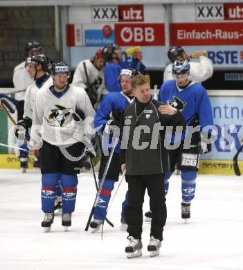 Eishockey Nationalteam. Trainingslager. Trainer Lars Bergstroem. Villach, am 24.3.2009.
Foto: Kuess
---
pressefotos, pressefotografie, kuess, qs, qspictures, sport, bild, bilder, bilddatenbank