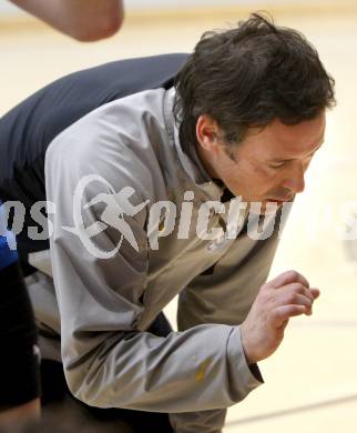 Volleyball Bundesliga. ATSC Wildcats gegen VC Dornbirn. Trainer, Helmut Voggenberger (Wildcats). Klagenfurt, 19.3.2009
Foto: Kuess

---
pressefotos, pressefotografie, kuess, qs, qspictures, sport, bild, bilder, bilddatenbank