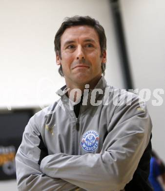 Volleyball Bundesliga. ATSC Wildcats gegen VC Dornbirn. Trainer, Helmut Voggenberger (Wildcats). Klagenfurt, 19.3.2009
Foto: Kuess

---
pressefotos, pressefotografie, kuess, qs, qspictures, sport, bild, bilder, bilddatenbank