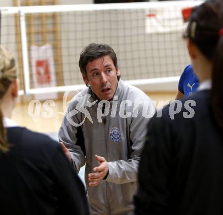 Volleyball Bundesliga. ATSC Wildcats gegen VC Dornbirn. Trainer, Helmut Voggenberger (Wildcats). Klagenfurt, 19.3.2009
Foto: Kuess

---
pressefotos, pressefotografie, kuess, qs, qspictures, sport, bild, bilder, bilddatenbank