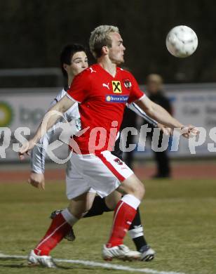 Fussball Testspiel. Nationalteam Oesterreich gegen AKA Austria Kaernten U19. Erwin Hoffer (Nationalteam)  Roland Putsche (Austria Kaernten). Wolfsberg, am 27.3.2009.
Foto:Kuess

---
pressefotos, pressefotografie, kuess, qs, qspictures, sport, bild, bilder, bilddatenbank