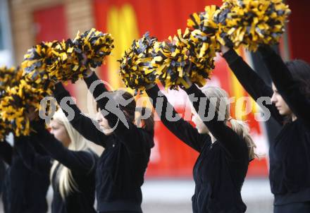 American Football. Austrian Football League  Carinthian Black Lions gegen Danube Dragons Klosterneuburg. Cheerleader. Klagenfurt, am 28.3.2009.
Foto: Kuess

---
pressefotos, pressefotografie, kuess, qs, qspictures, sport, bild, bilder, bilddatenbank