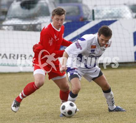 Fussball Regionalliga. SAK gegen SV Spittal. Edmir Edo Adilovic (SAK) Christopher Wernitznig  (Spittal). Klagenfurt, am 28.3.2009.
Foto: Kuess

---
pressefotos, pressefotografie, kuess, qs, qspictures, sport, bild, bilder, bilddatenbank