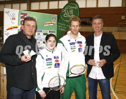 Badminton Bundesliga. ASKOE Kelag Kaernten gegen Traun. Erwin Hasenbichler, Belinda Heber, Michael Trojan, Harald Kogler (Kelag). Klagenfurt, am 28.3.2009.
Foto: Kuess
---
pressefotos, pressefotografie, kuess, qs, qspictures, sport, bild, bilder, bilddatenbank