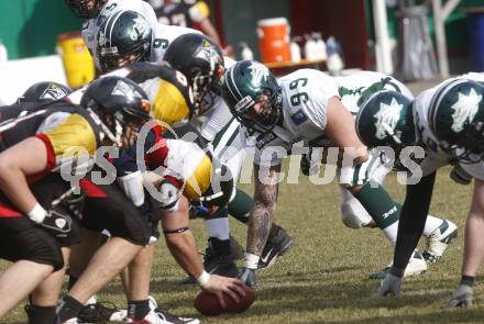 American Football. Austrian Football League  Carinthian Black Lions gegen Danube Dragons Klosterneuburg. Johannes Kain (Dragons). Klagenfurt, am 28.3.2009.
Foto: Kuess

---
pressefotos, pressefotografie, kuess, qs, qspictures, sport, bild, bilder, bilddatenbank