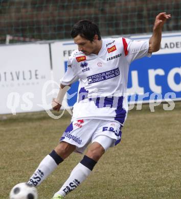 Fussball Regionalliga. SAK gegen SV Spittal. Thomas Riedl (SAK). Klagenfurt, am 28.3.2009.
Foto: Kuess

---
pressefotos, pressefotografie, kuess, qs, qspictures, sport, bild, bilder, bilddatenbank