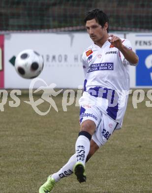 Fussball Regionalliga. SAK gegen SV Spittal. Thomas Riedl (SAK). Klagenfurt, am 28.3.2009.
Foto: Kuess

---
pressefotos, pressefotografie, kuess, qs, qspictures, sport, bild, bilder, bilddatenbank