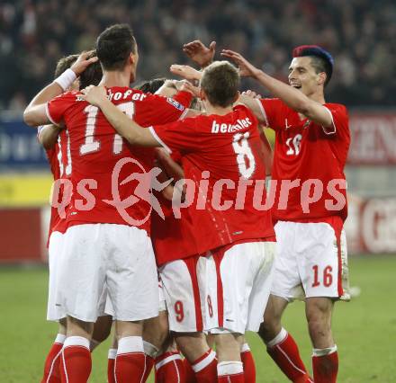 Fussball WM Qualifikationsspiel. Oessterreich gegen Rumaenien. Jubel Oesterreich. Hypo Group Arena, Klagenfurt, am 1.4. 2009.
Foto: Kuess

---
pressefotos, pressefotografie, kuess, qs, qspictures, sport, bild, bilder, bilddatenbank