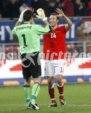 Fussball WM Qualifikationsspiel. Oessterreich gegen Rumaenien. Jubel Michael Gspurnig, Manuel Ortlechner (Oesterreich). Hypo Group Arena, Klagenfurt, am 1.4. 2009.
Foto: Kuess

---
pressefotos, pressefotografie, kuess, qs, qspictures, sport, bild, bilder, bilddatenbank