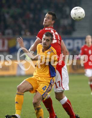 Fussball WM Qualifikationsspiel. Oessterreich gegen Rumaenien. Stefan Maierhofer,  (Oesterreich), Gabriel Sebastian Tamas (Rumarnien). Hypo Group Arena, Klagenfurt, am 1.4. 2009.
Foto: Kuess

---
pressefotos, pressefotografie, kuess, qs, qspictures, sport, bild, bilder, bilddatenbank