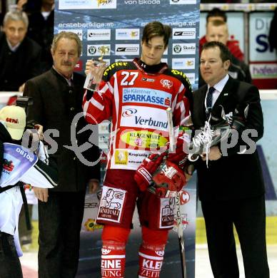 EBEL. Eishockey Bundesliga. KAC gegen EC Salzburg.  Ehrung Thomas Hundertpfund. Karl Nedwed, Christian Feichtinger.  Klagenfurt, am 31.3.2009.
Foto: Kuess 

---
pressefotos, pressefotografie, kuess, qs, qspictures, sport, bild, bilder, bilddatenbank