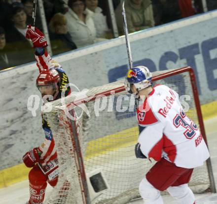 EBEL. Eishockey Bundesliga. EC Red Bull Salzburg gegen  KAC. Torjubel SCHNEIDER Andrew (KAC), REBEK Jeremy (Salzburg). Salzburg, am 2.4.2009.
Foto: Kuess 

---
pressefotos, pressefotografie, kuess, qs, qspictures, sport, bild, bilder, bilddatenbank