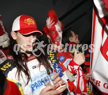 EBEL. Eishockey Bundesliga. EC Red Bull Salzburg gegen  KAC. KAC Fans. Salzburg, am 2.4.2009.
Foto: Kuess 

---
pressefotos, pressefotografie, kuess, qs, qspictures, sport, bild, bilder, bilddatenbank