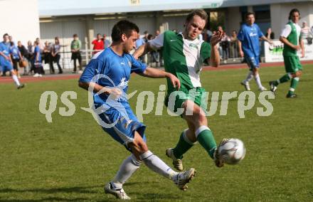 Fussball Kaerntner Liga. VSV gegen Landskron. Weissenberger Philipp (VSV), Wulz Bernhard (Landskron). Villach, am 4.4. 2009.
Foto: Kuess

---
pressefotos, pressefotografie, kuess, qs, qspictures, sport, bild, bilder, bilddatenbank