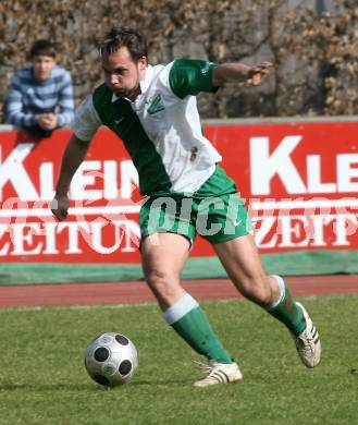 Fussball Kaerntner Liga. VSV gegen Landskron. Wulz Bernhard (Landskron). Villach, am 4.4. 2009.
Foto: Kuess

---
pressefotos, pressefotografie, kuess, qs, qspictures, sport, bild, bilder, bilddatenbank