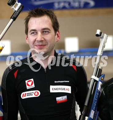 Schiessen Luftgewehr. Oesterreichische Meisterschaft. Mario Knoegler (1.). Wolfsberg, am 4.4.2009.
Foto: Kuess

---
pressefotos, pressefotografie, kuess, qs, qspictures, sport, bild, bilder, bilddatenbank