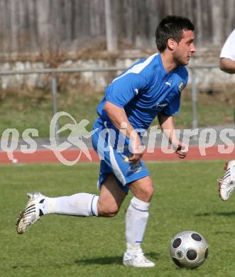 Fussball Kaerntner Liga. VSV gegen Landskron. Weissenberger Philipp (VSV). Villach, am 4.4. 2009.
Foto: Kuess

---
pressefotos, pressefotografie, kuess, qs, qspictures, sport, bild, bilder, bilddatenbank