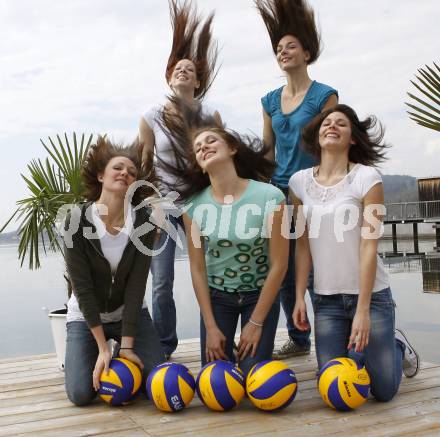 Volleyball. ATSC Wildcats. Anna Hoedl, Missie Stidham, Lina Gorbach, Lauren Evans, Rosa Seidl. Klagenfurt, 4.4.2009.
Foto: Kuess
---
pressefotos, pressefotografie, kuess, qs, qspictures, sport, bild, bilder, bilddatenbank