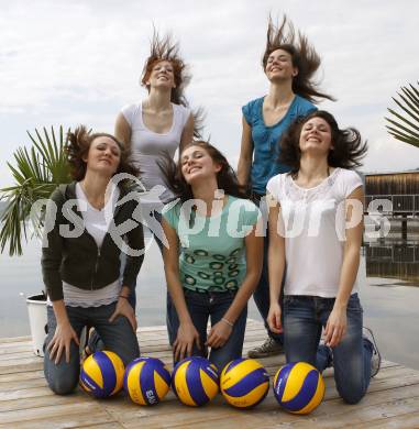 Volleyball. ATSC Wildcats. Anna Hoedl, Missie Stidham, Lina Gorbach, Lauren Evans, Rosa Seidl. Klagenfurt, 4.4.2009.
Foto: Kuess
---
pressefotos, pressefotografie, kuess, qs, qspictures, sport, bild, bilder, bilddatenbank