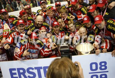 EBEL. Eishockey Bundesliga. KAC gegen EC Salzburg. Jubel Meister KAC. Klagenfurt, am 5.4.2009.
Foto: Kuess 

---
pressefotos, pressefotografie, kuess, qs, qspictures, sport, bild, bilder, bilddatenbank
