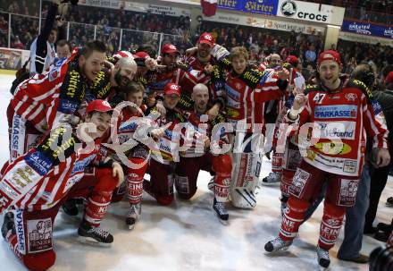 EBEL. Eishockey Bundesliga. KAC gegen EC Salzburg. Jubel Meister KAC. Klagenfurt, am 5.4.2009.
Foto: Kuess 

---
pressefotos, pressefotografie, kuess, qs, qspictures, sport, bild, bilder, bilddatenbank