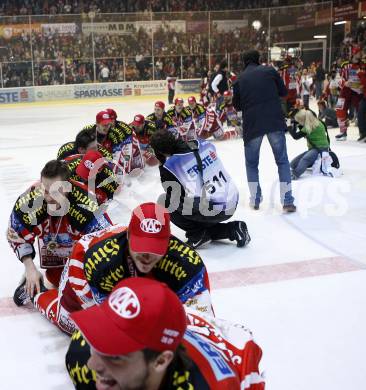 EBEL. Eishockey Bundesliga. KAC gegen EC Salzburg. Jubel Meister KAC. Klagenfurt, am 5.4.2009.
Foto: Kuess 

---
pressefotos, pressefotografie, kuess, qs, qspictures, sport, bild, bilder, bilddatenbank