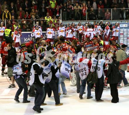 EBEL. Eishockey Bundesliga. KAC gegen EC Salzburg. Jubel Meister KAC. Klagenfurt, am 5.4.2009.
Foto: Kuess 

---
pressefotos, pressefotografie, kuess, qs, qspictures, sport, bild, bilder, bilddatenbank